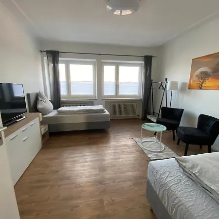 Апартаменты Monteurhaus Hemelingen *